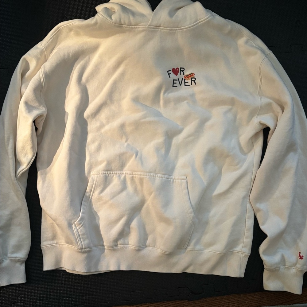 Cozy White Hoodie with Embroidered Design - Picture 2 of 5